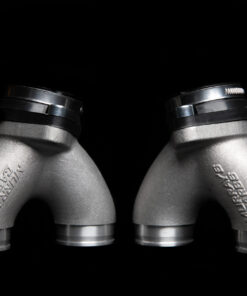 This pic shows Murray's custom cast intake manifolds that strongly outperform stock CB900 Carb systems.