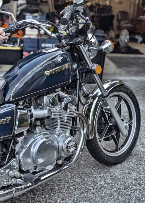 This shows a right side profile view of Murray's Suzuki GS550L Carburetor kit.