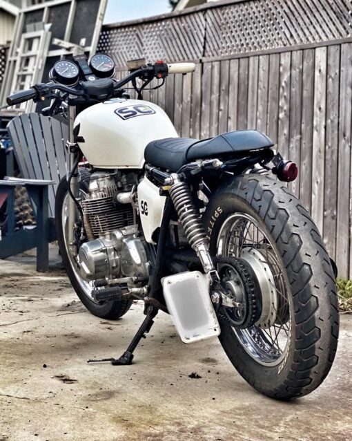 This Honda cb650 cafe racer chose Murray's Carb Kit to replace the stock carbs.