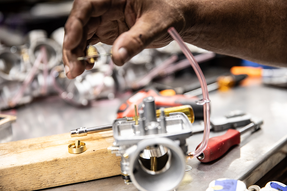 Removing A Mikuni VM Float Pin Needle Seat Murrays Carbs