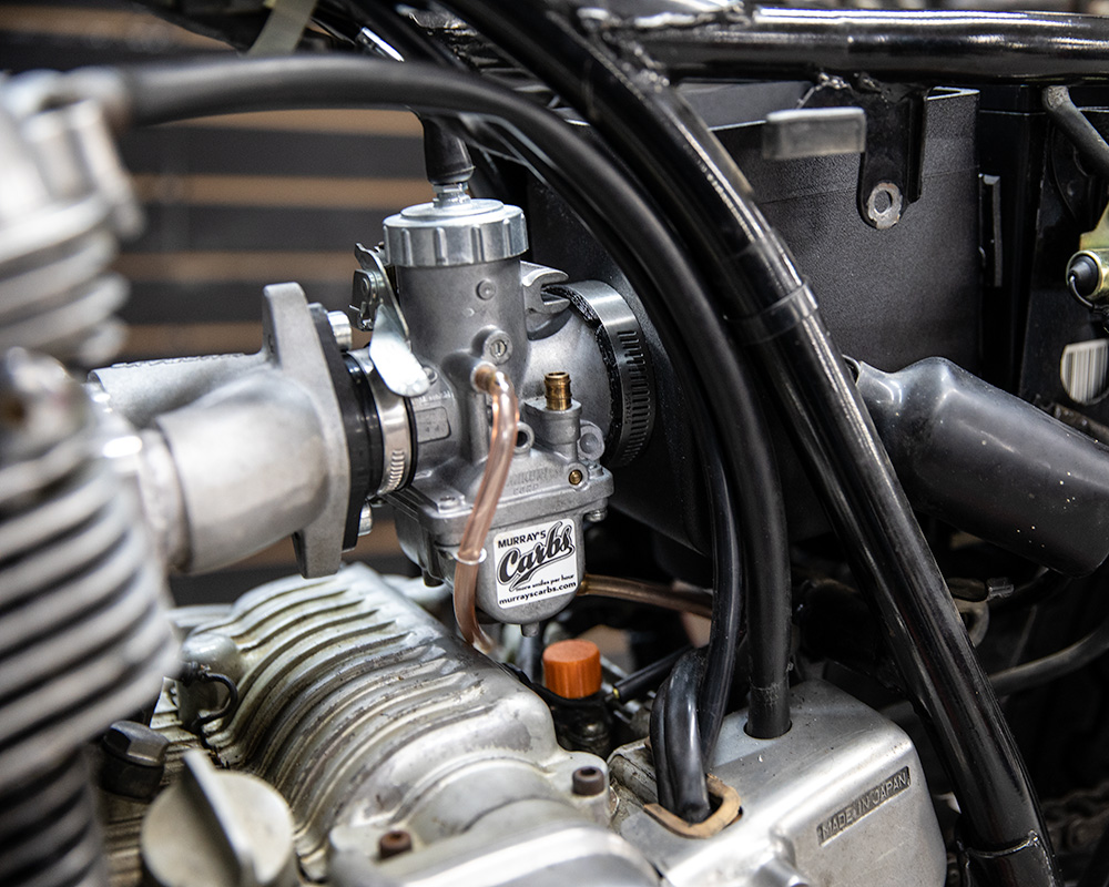 Murrays Yamaha TX500 Custom Air Box inside the stock frame with the complete assembled kit.